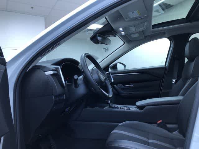 Thumbnail: 2025 Mazda CX-50 - 11