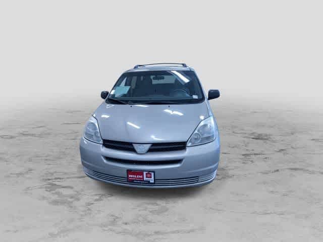 Thumbnail: 2005 Toyota Sienna - 4