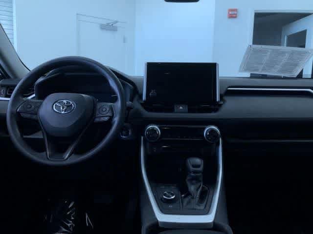 Thumbnail: 2025 Toyota RAV4 - 18