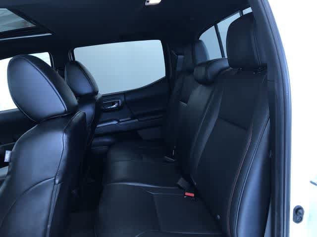 Thumbnail: 2022 Toyota Tacoma - 14