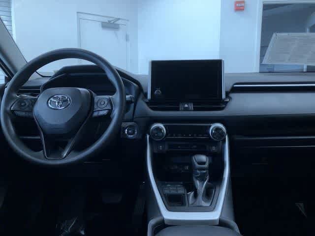 Thumbnail: 2025 Toyota RAV4 - 17