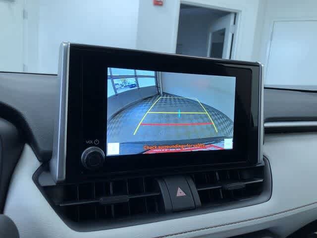 Thumbnail: 2025 Toyota RAV4 - 28