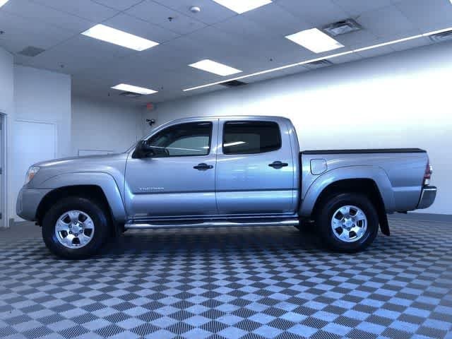 Thumbnail: 2014 Toyota Tacoma - 3