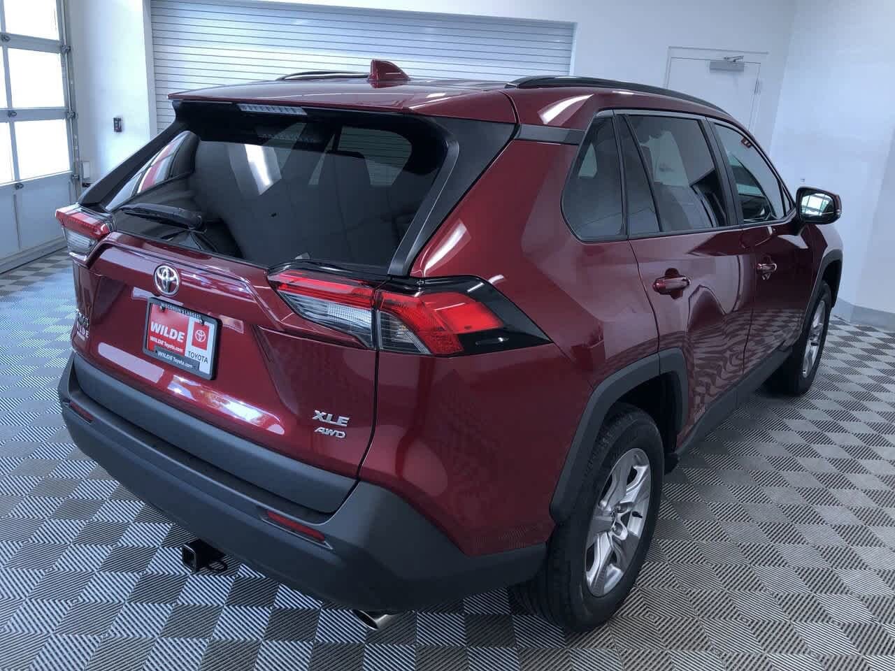 2022 Toyota RAV4 XLE 36