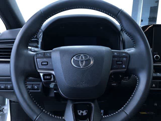 Thumbnail: 2025 Toyota Camry - 25