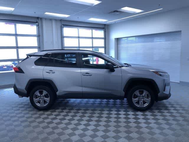 Thumbnail: 2025 Toyota RAV4 - 34