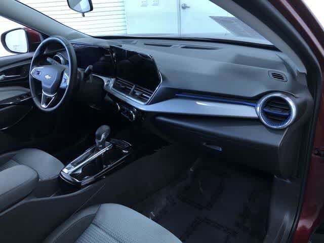 Thumbnail: 2025 Chevrolet Trax - 24