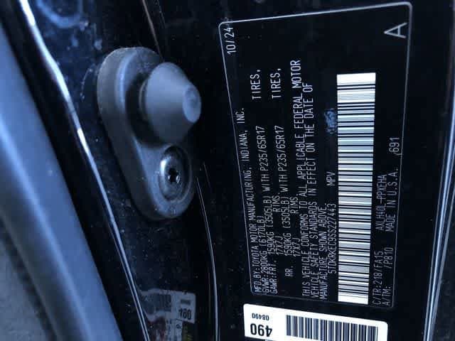 Thumbnail: 2025 Toyota Sienna - 33