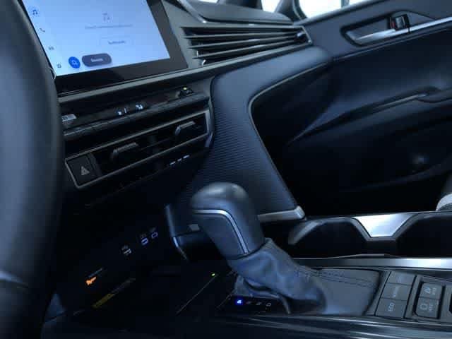 Thumbnail: 2025 Toyota Camry - 29