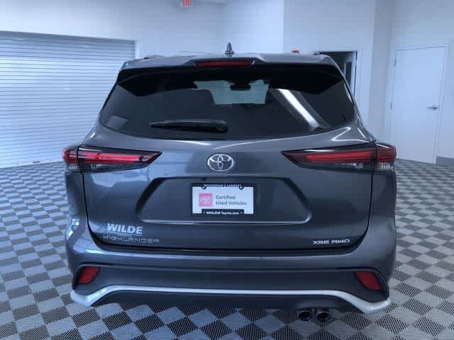 Thumbnail: 2025 Toyota Highlander - 13