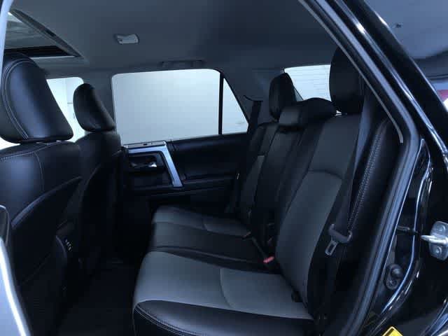 Thumbnail: 2017 Toyota 4Runner - 20