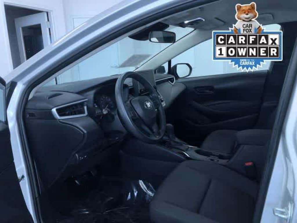 Used 2024 Toyota Corolla LE Car
