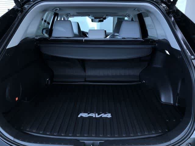 Thumbnail: 2025 Toyota RAV4 - 23