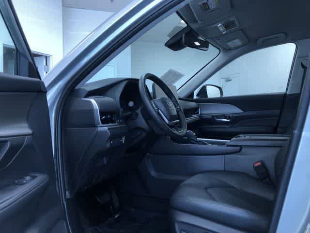 Thumbnail: 2025 Toyota Grand Highlander - 13