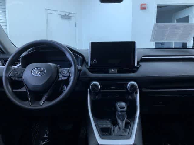 Thumbnail: 2025 Toyota RAV4 - 17