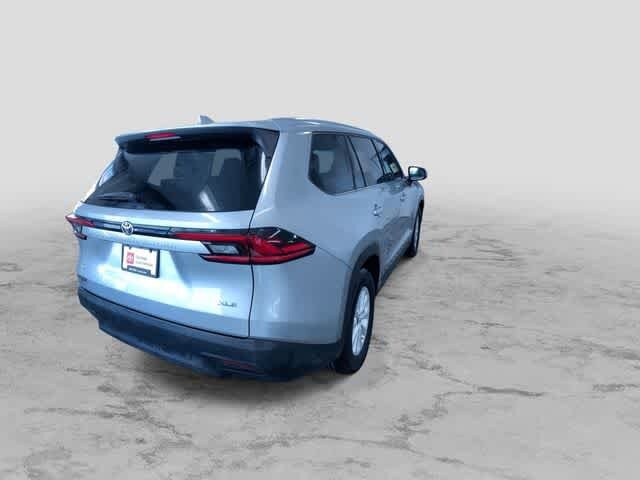 Thumbnail: 2025 Toyota Grand Highlander - 10