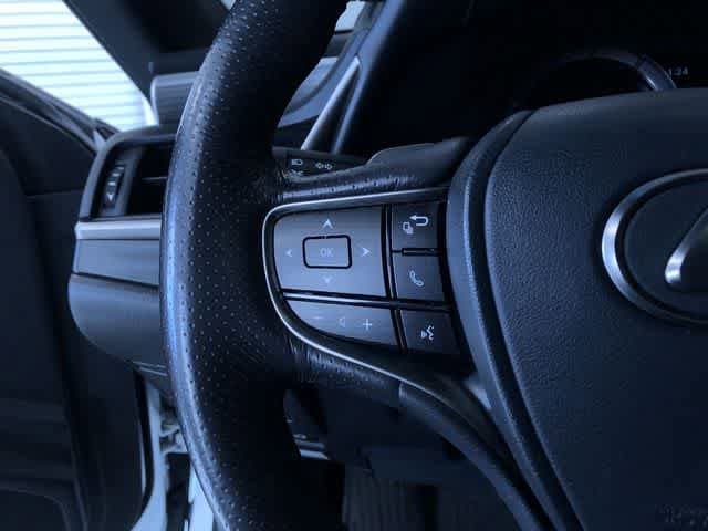 Thumbnail: 2019 Lexus ES - 26