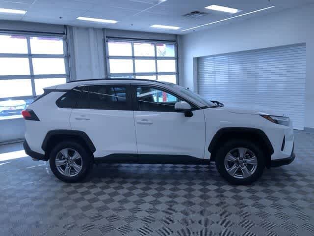 Thumbnail: 2025 Toyota RAV4 - 35