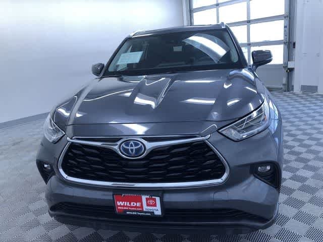 Thumbnail: 2020 Toyota Highlander - 16