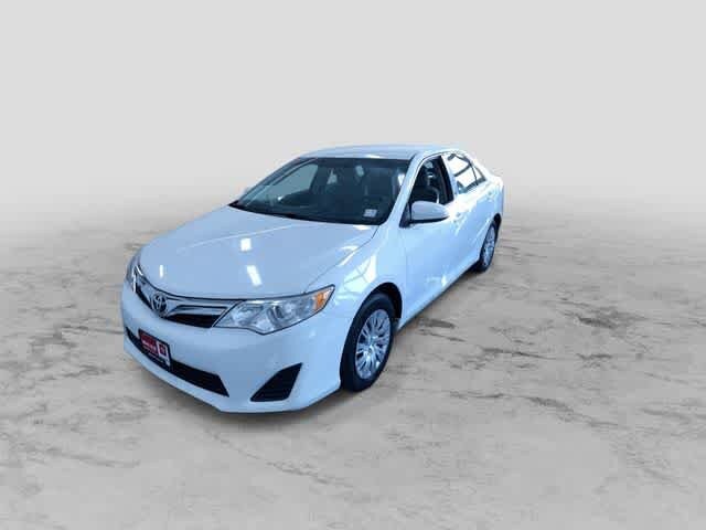 Thumbnail: 2014 Toyota Camry - 6