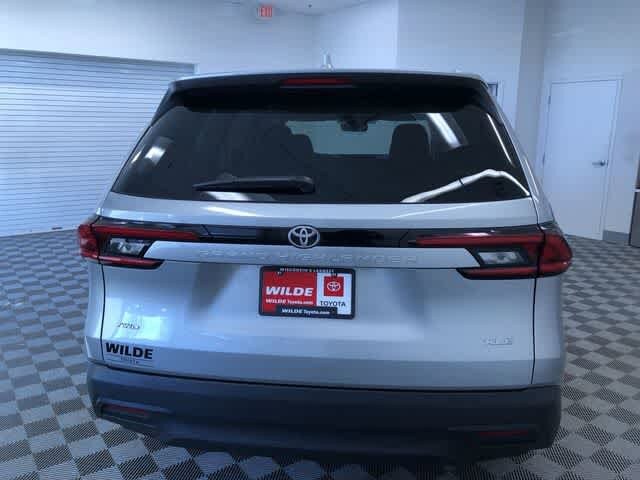 Thumbnail: 2025 Toyota Grand Highlander - 16