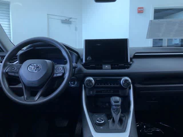 Thumbnail: 2025 Toyota RAV4 - 17