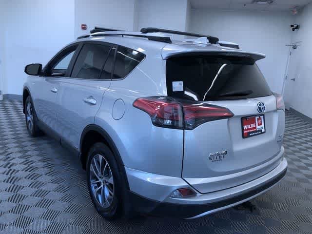 Thumbnail: 2016 Toyota RAV4 - 13