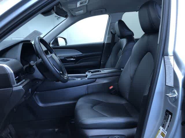 Thumbnail: 2025 Toyota Grand Highlander - 19