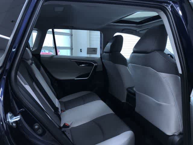 Thumbnail: 2025 Toyota RAV4 - 21