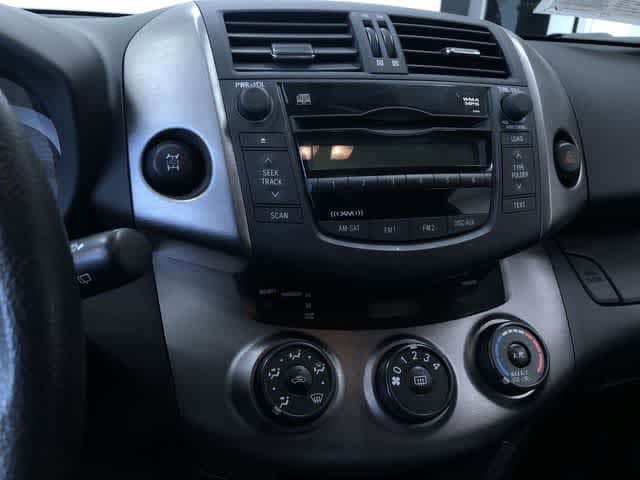 Thumbnail: 2010 Toyota RAV4 - 33