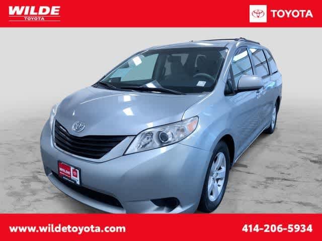 2011 Toyota Sienna LE -
                  West Allis, WI