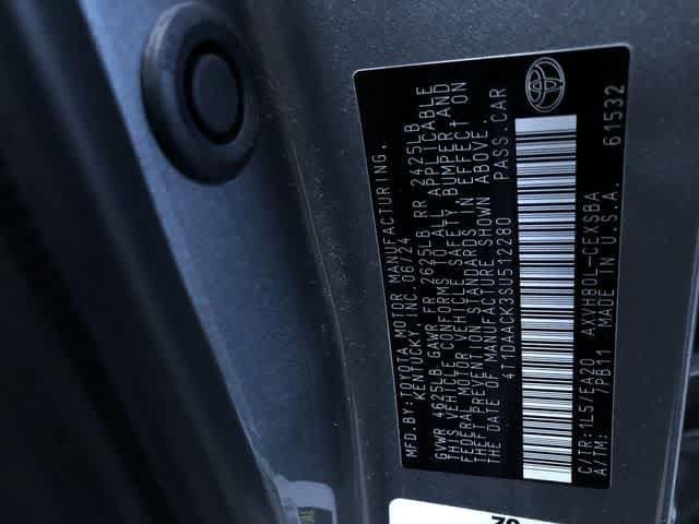 Thumbnail: 2025 Toyota Camry - 32