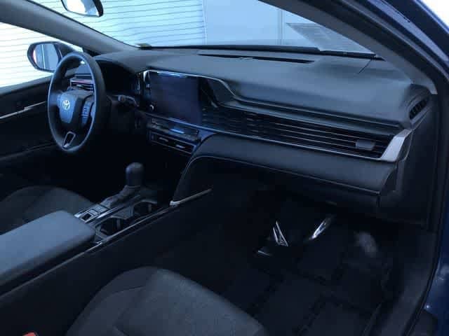 Thumbnail: 2025 Toyota Camry - 25