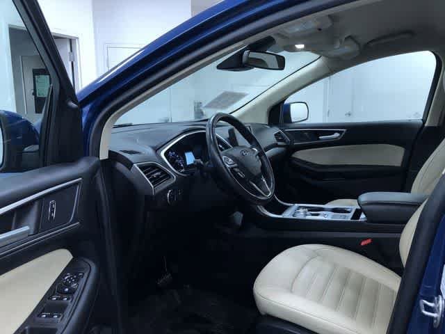 Thumbnail: 2021 Ford Edge - 11