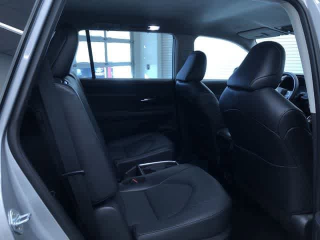 Thumbnail: 2025 Toyota Grand Highlander - 24