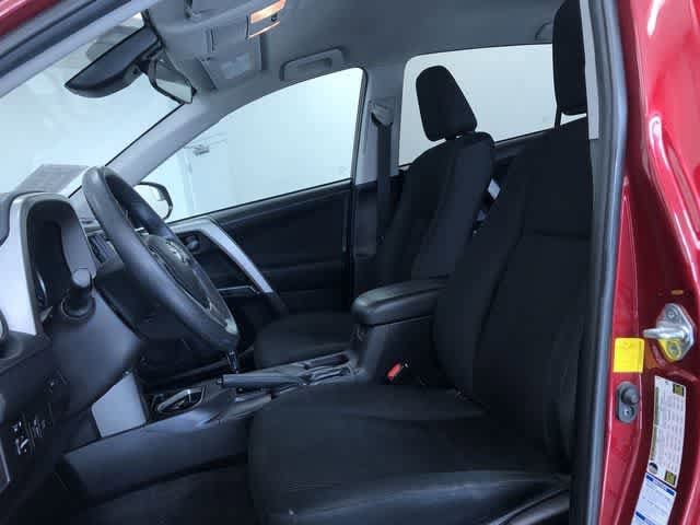 Thumbnail: 2018 Toyota RAV4 - 10