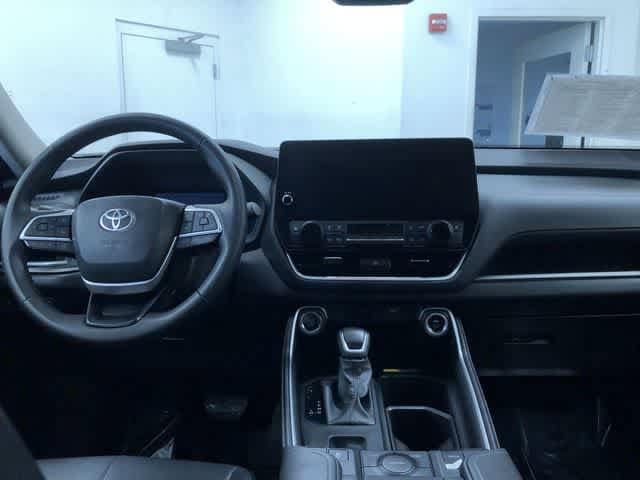 Thumbnail: 2025 Toyota Grand Highlander - 19