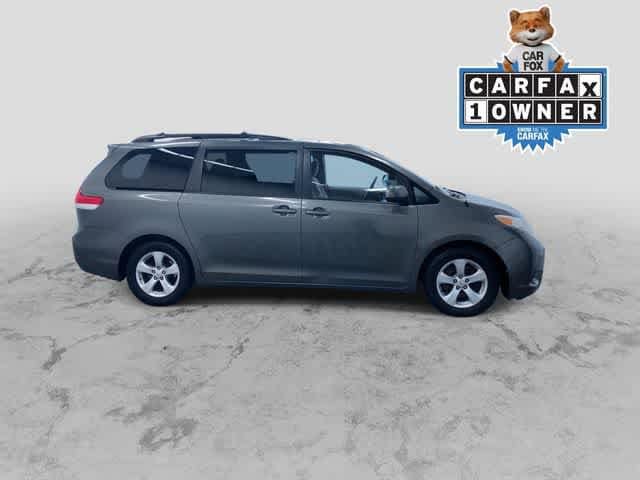 Thumbnail: 2012 Toyota Sienna - 2