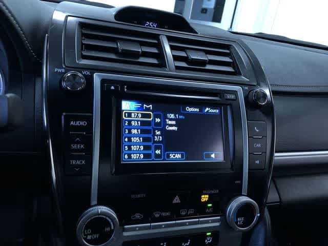 Thumbnail: 2012 Toyota Camry - 28