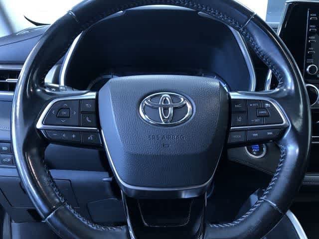 Thumbnail: 2021 Toyota Highlander - 25