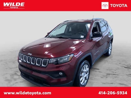 Shop 2022 Jeep Compass Latitude Lux Sport Utility For Sale Milwaukee, Wisconsin