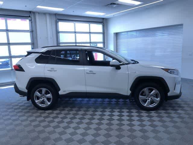 Thumbnail: 2020 Toyota RAV4 - 36