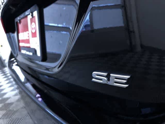 Thumbnail: 2019 Toyota Camry - 15