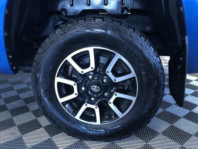 Thumbnail: 2016 Toyota Tundra - 11
