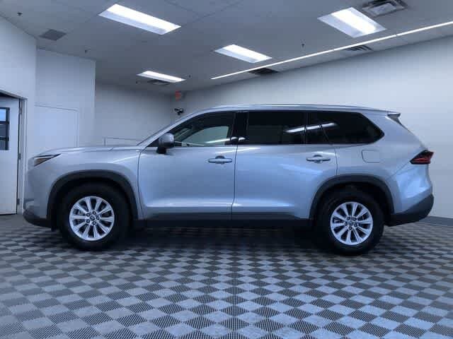 Thumbnail: 2025 Toyota Grand Highlander - 12