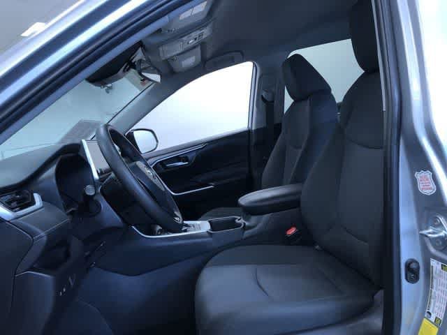 Thumbnail: 2025 Toyota RAV4 - 18
