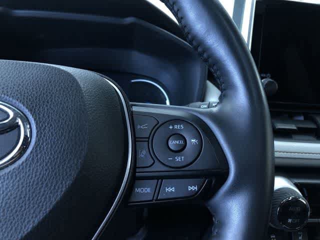 Thumbnail: 2023 Toyota RAV4 - 18