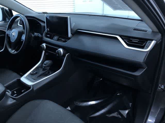 Thumbnail: 2025 Toyota RAV4 - 23