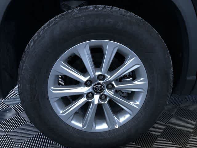 Thumbnail: 2025 Toyota Grand Highlander - 18