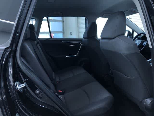 Thumbnail: 2025 Toyota RAV4 - 20